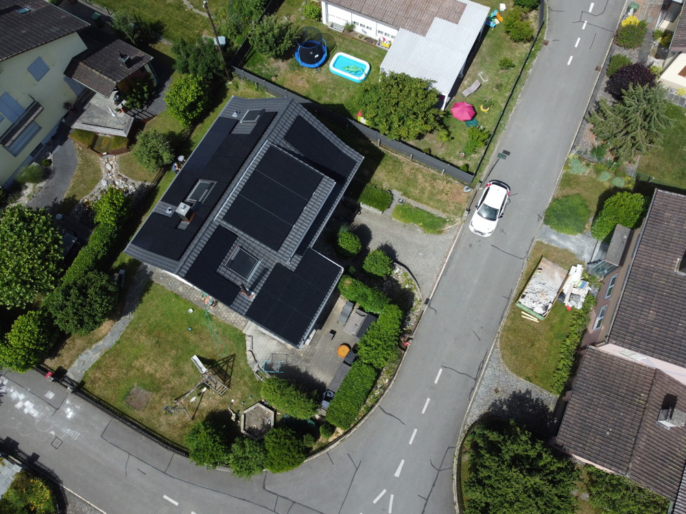 suhr-pv-aufdachanlage